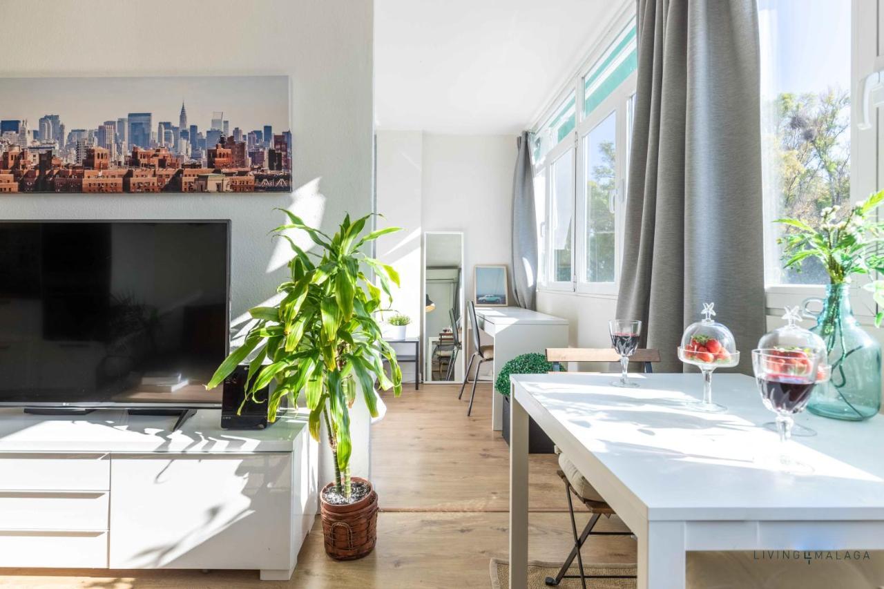 Apartamento En La Playa En Paseo Maritimo مالقة المظهر الخارجي الصورة